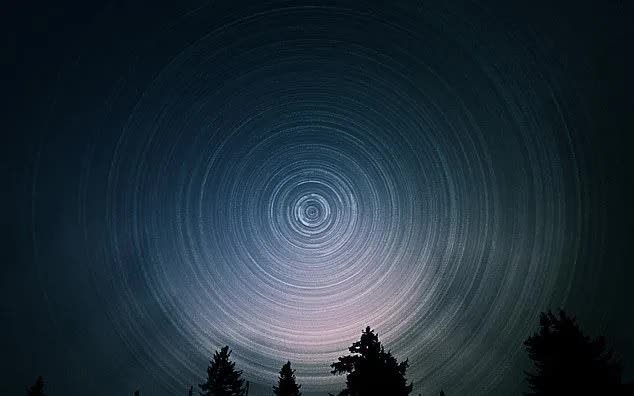 Ngày quay nhanh nhất từng được ghi nhận là 5/7/2024 khi Trái Đất quay nhanh hơn chuẩn 24 giờ tới 1,66 mili giây (Ảnh minh họa: Shutter Stock)