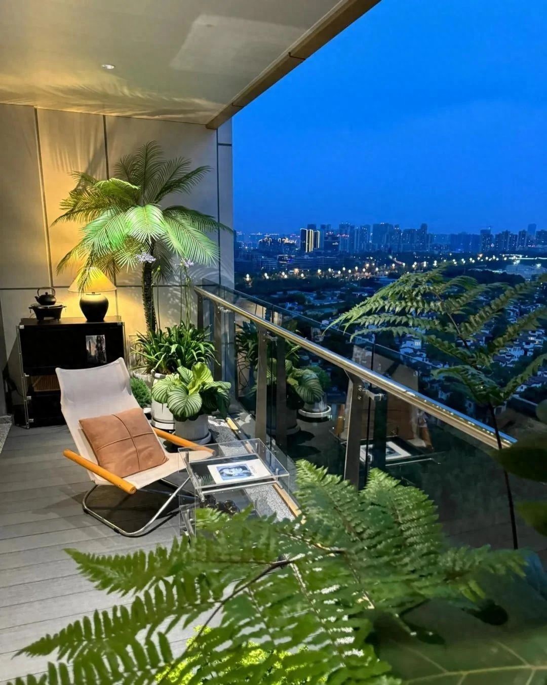 Mẹ H&agrave; Nội chia sẻ: T&ocirc;i từng ở tầng 28 suốt 8 năm, đến khi chuyển xuống tầng 6 mới biết cuộc sống thật sự thoải m&aacute;i l&agrave; thế n&agrave;o- Ảnh 2.