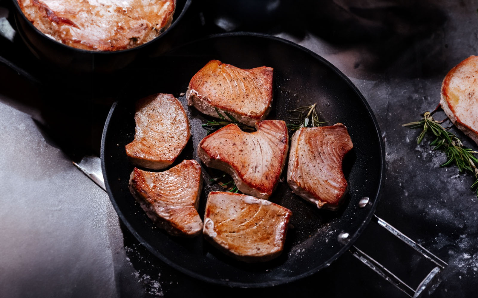 Đi chợ thấy loại cá này phải mua ngay: Tốt bậc nhất thế giới, giá chỉ bằng 1/4 cá hồi - Ảnh 2.