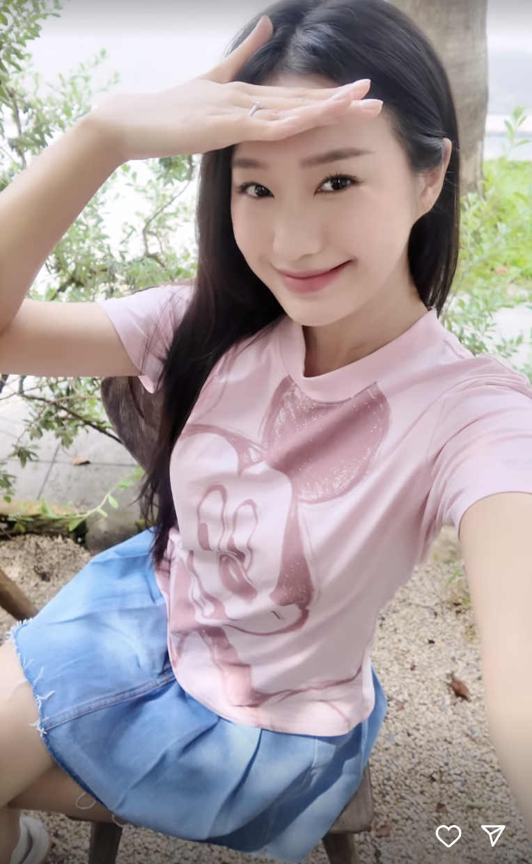Doãn Hải My cứ xuất hiện cùng mẹ đẻ là gây sốt, Doãn Hải My cứ xuất hiện cùng mẹ đẻ là gây sốt,