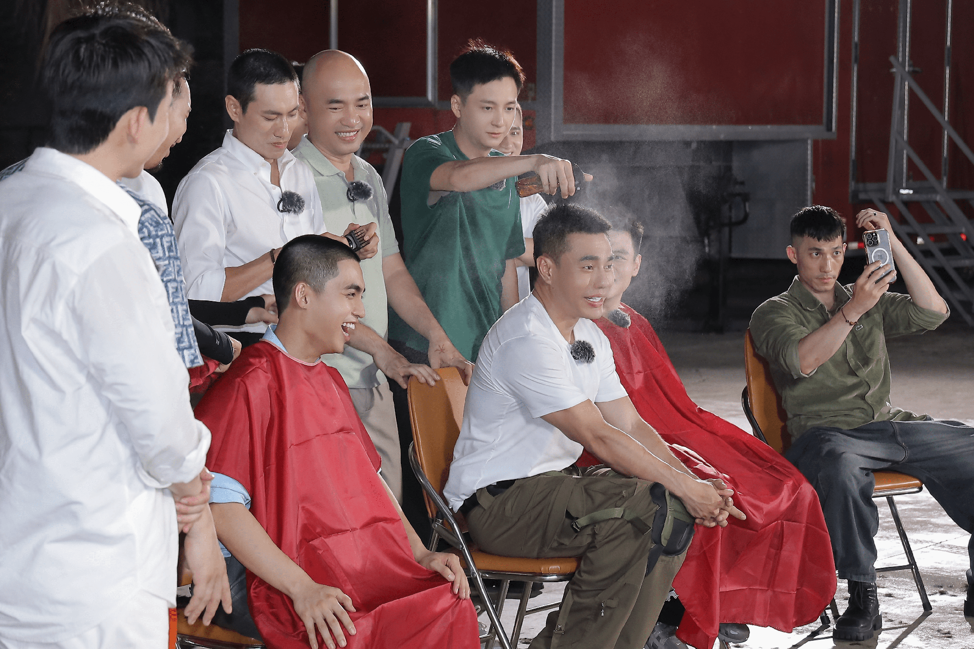 Lê Dương Bảo Lâm suy sụp tinh thần- Ảnh 6. Lê Dương Bảo Lâm suy sụp tinh thần- Ảnh 6.