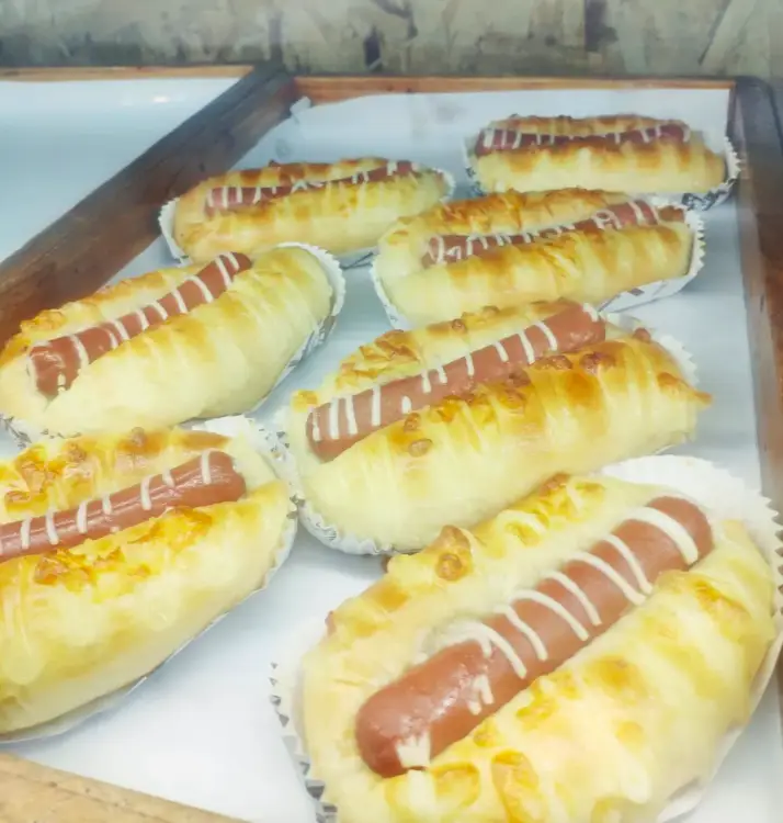 Chủ tiệm b&aacute;nh n&oacute;i thẳng: 6 loại b&aacute;nh m&igrave; n&agrave;y chỉ người kh&ocirc;ng biết mới mua- Ảnh 2.