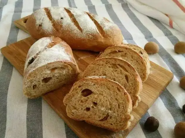 Chủ tiệm b&aacute;nh n&oacute;i thẳng: 6 loại b&aacute;nh m&igrave; n&agrave;y chỉ người kh&ocirc;ng biết mới mua- Ảnh 3.