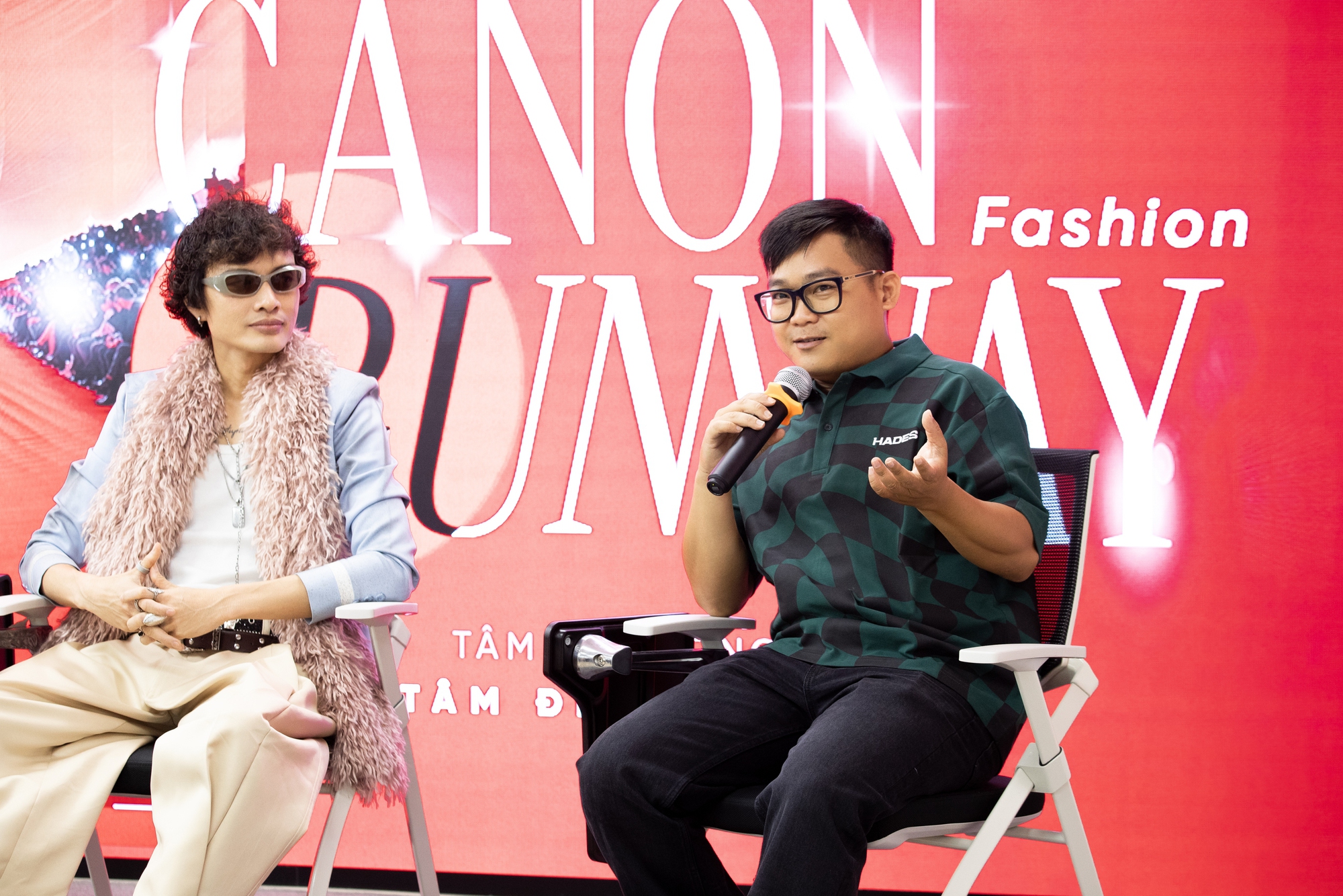 Fashionista Quỳnh Anh Shyn ngồi "ghế nóng" - Ảnh 4. Fashionista Quỳnh Anh Shyn ngồi "ghế nóng" - Ảnh 4.