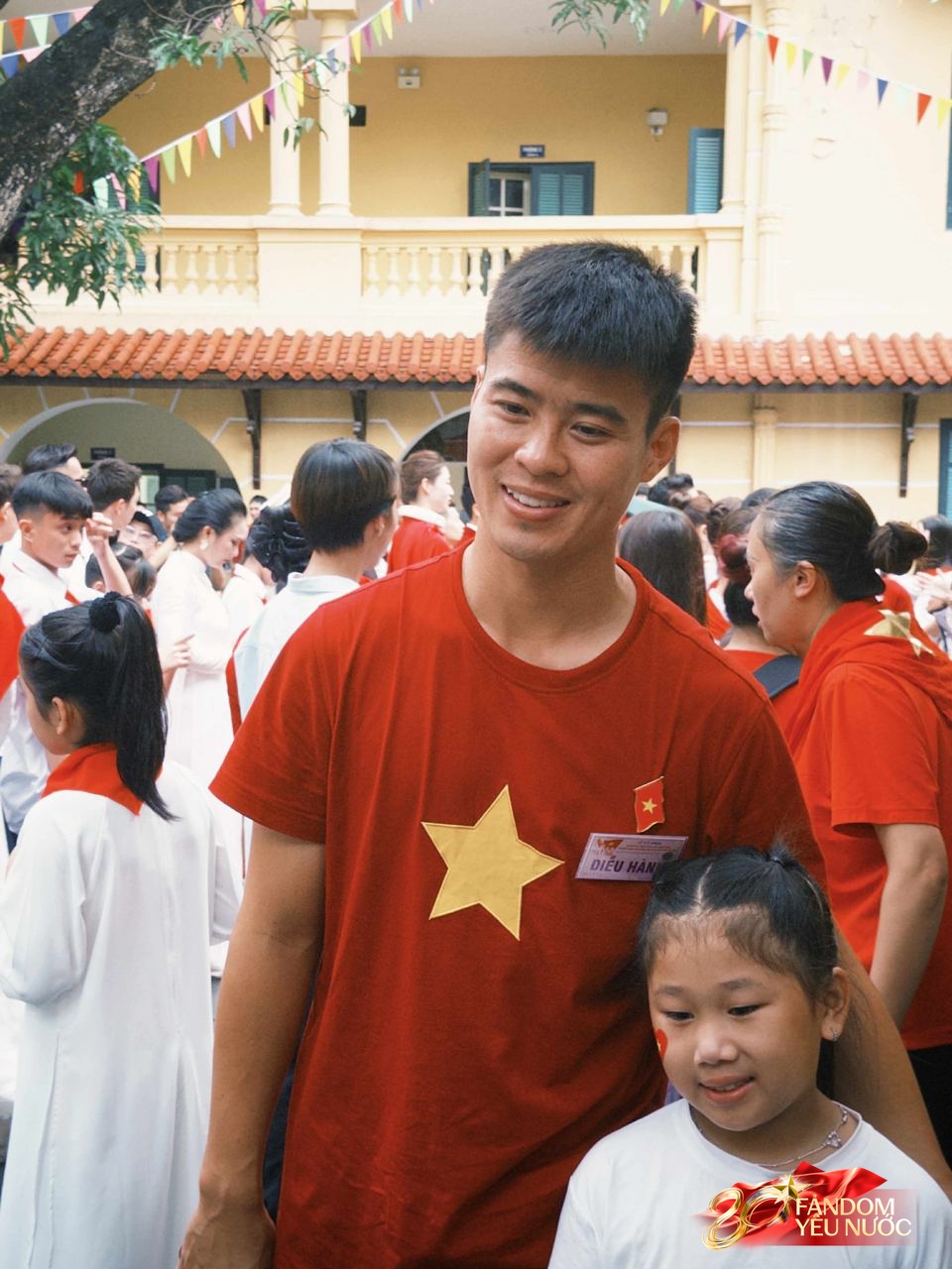Duy Mạnh: "Vinh dự khi được biểu diễn tại Quảng trường Ba Đình ngày 2/9, cảm nhận sâu sắc tình yêu nước và trách nhiệm" - Ảnh 3. Duy Mạnh: "Vinh dự khi được biểu diễn tại Quảng trường Ba Đình ngày 2/9, cảm nhận sâu sắc tình yêu nước và trách nhiệm" - Ảnh 3.