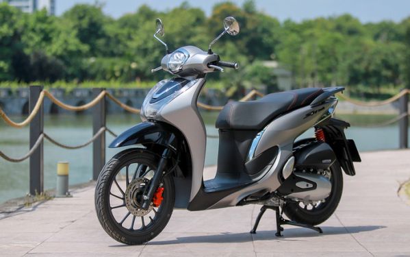 Honda SH Mode hạ giá kịch sàn, rẻ chưa từng có- Ảnh 3. Honda SH Mode hạ giá kịch sàn, rẻ chưa từng có- Ảnh 3.