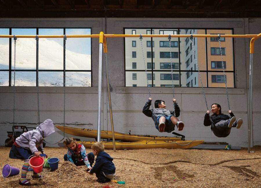 Khám phá Begich Towers - tòa chung cư "tự cung tự cấp" độc đáo tại Mỹ - Ảnh 6.