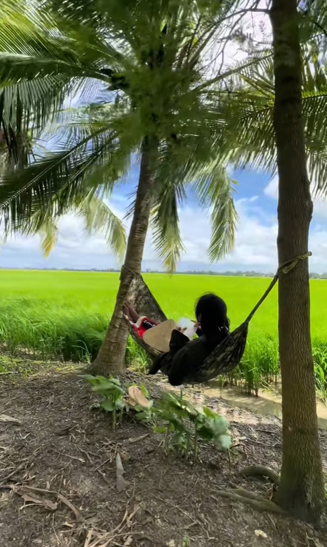 Trung bình nhà ở miền Tây đều có võng: Sức hút này bắt nguồn từ đâu? Vì sao ai cũng mê?- Ảnh 2. Trung bình nhà ở miền Tây đều có võng: Sức hút này bắt nguồn từ đâu? Vì sao ai cũng mê?- Ảnh 2.