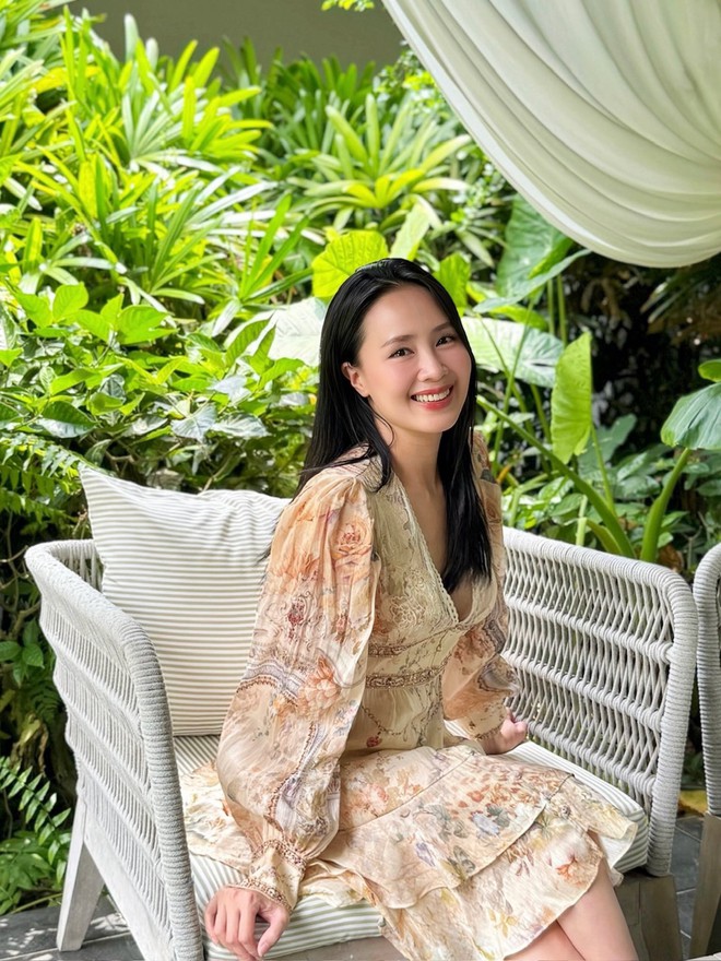 Cam thường rõ nhan sắc tuổi 40+ của Hồng Diễm gây sốt- Ảnh 12. Cam thường rõ nhan sắc tuổi 40+ của Hồng Diễm gây sốt- Ảnh 12.