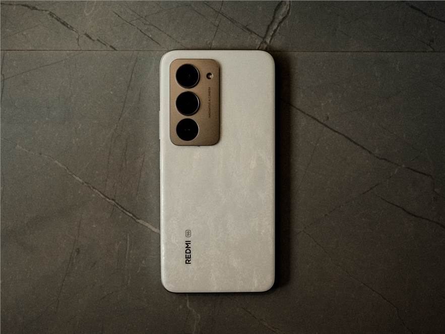 Mẫu điện thoại “dị nhân” phân khúc 5 triệu vừa ra mắt: Màn hình đã 6.9inch lại còn 144Hz, pin khổng lồ 7.000 mAh- Ảnh 1. Mẫu điện thoại “dị nhân” phân khúc 5 triệu vừa ra mắt: Màn hình đã 6.9inch lại còn 144Hz, pin khổng lồ 7.000 mAh- Ảnh 1.