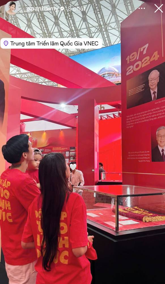 Mẹ vợ Văn Hậu khoe nhan sắc trẻ đẹp, cực thân với bà thông gia, netizen khen Doãn Hải My khéo vun đắp- Ảnh 6. Mẹ vợ Văn Hậu khoe nhan sắc trẻ đẹp, cực thân với bà thông gia, netizen khen Doãn Hải My khéo vun đắp- Ảnh 6.