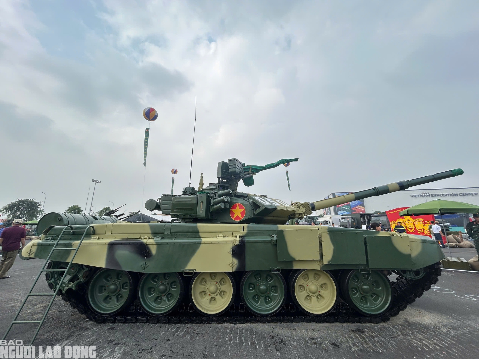 Cận cảnh xe tăng T-90S hiện đại nhất của Binh chủng Tăng thiết giáp- Ảnh 2.