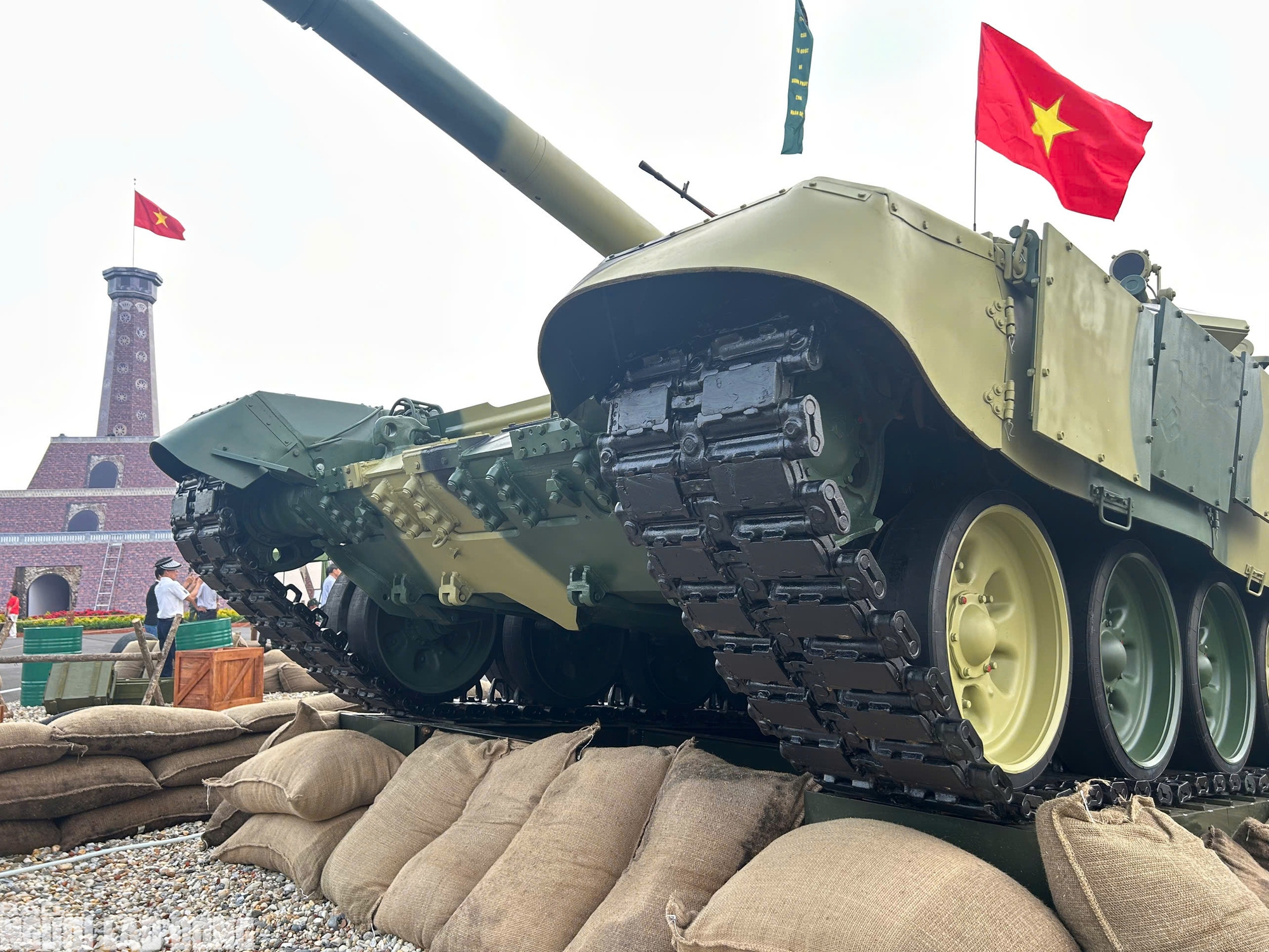 Cận cảnh xe tăng T-90S hiện đại nhất của Binh chủng Tăng thiết giáp- Ảnh 7.