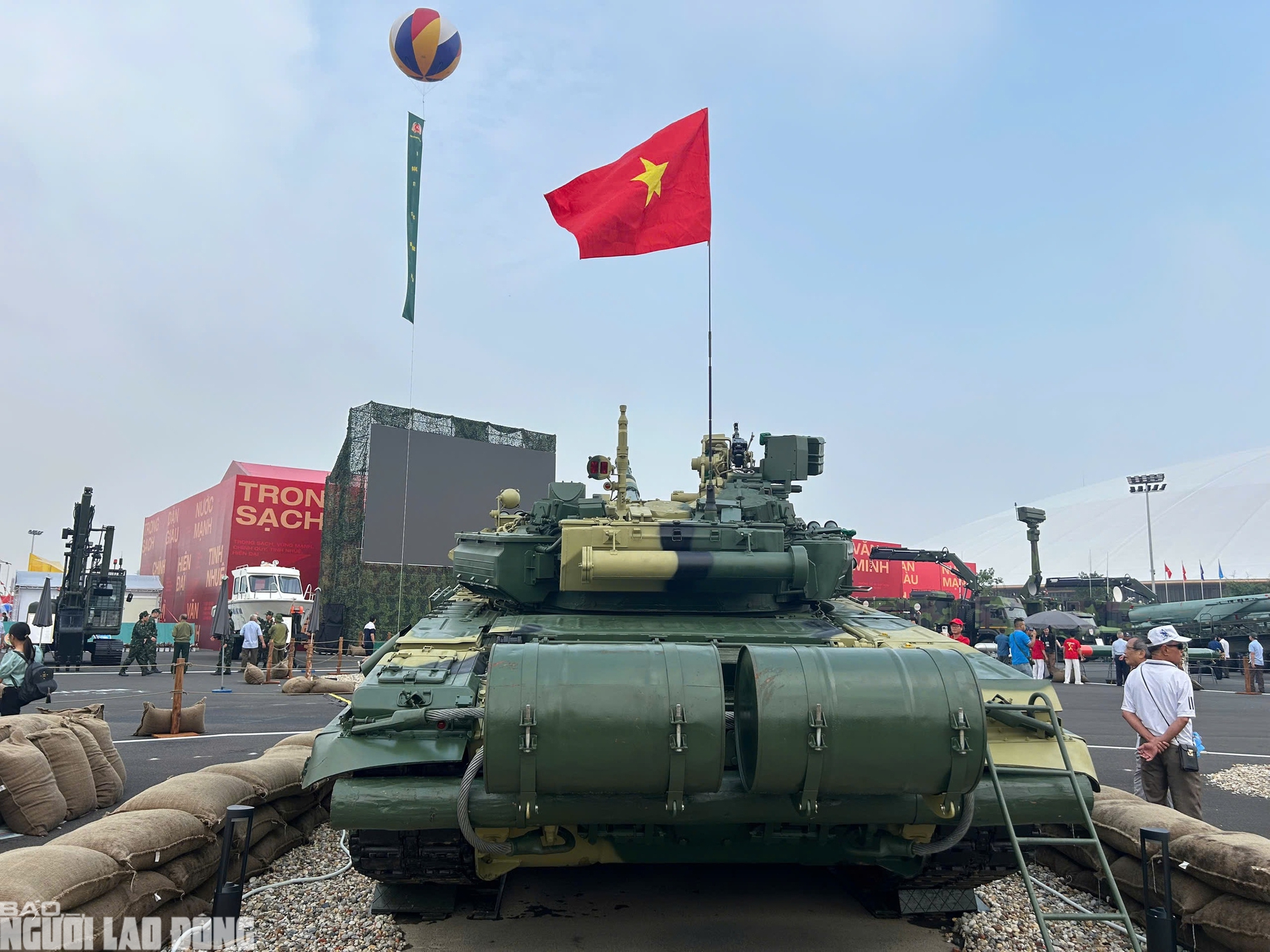 Cận cảnh xe tăng T-90S hiện đại nhất của Binh chủng Tăng thiết giáp- Ảnh 9.