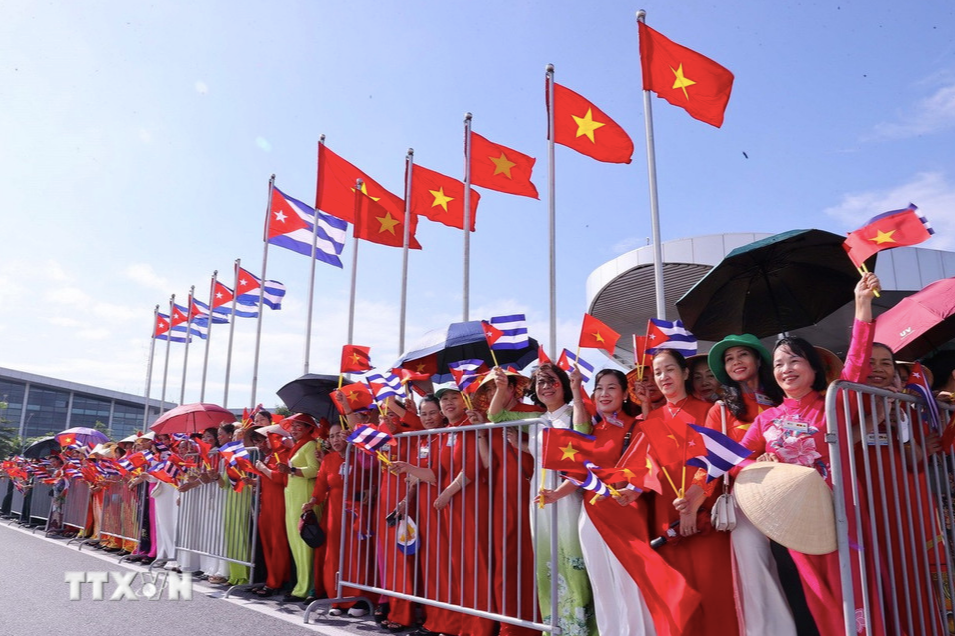 Bí thư thứ nhất Cuba Miguel Díaz - Canel thăm Việt Nam kỷ niệm 80 năm Quốc khánh - Ảnh 4. Bí thư thứ nhất Cuba Miguel Díaz - Canel thăm Việt Nam kỷ niệm 80 năm Quốc khánh - Ảnh 4.