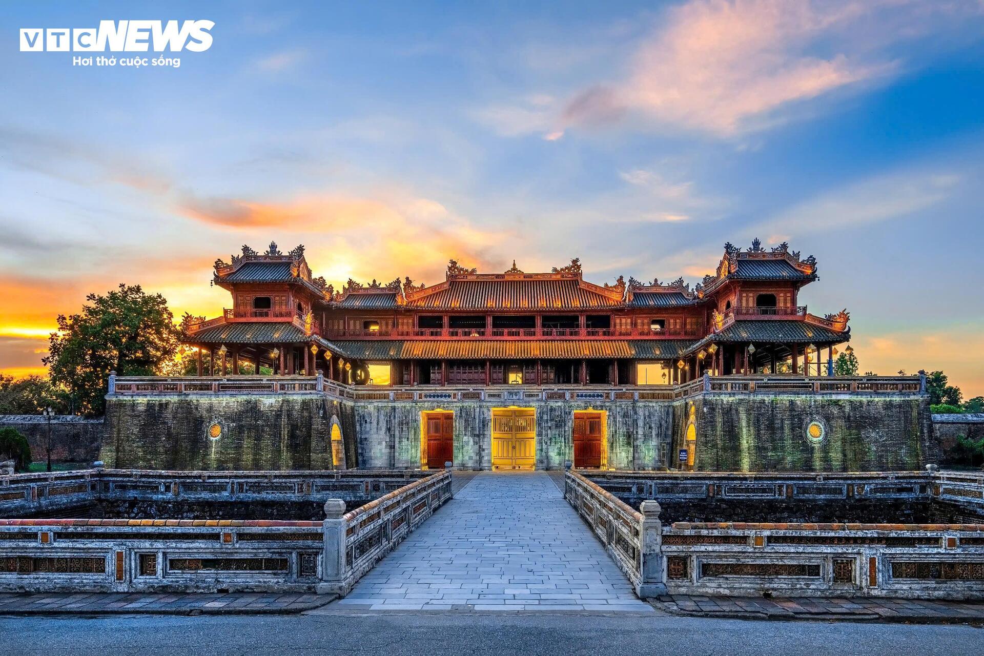 Cận cảnh lầu Ngũ Phụng nơi vua Bảo Đại đọc chiếu thóai vị 80 năm trước - Ảnh 3.