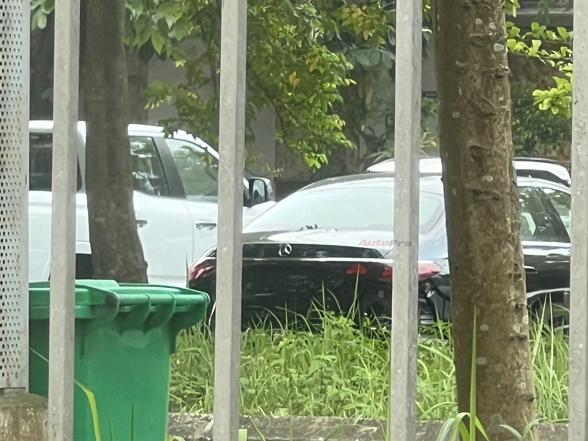 Đại lý báo nhận cọc E-Class thế hệ mới: Ra mắt tháng 10 tới, lắp ráp trong nước, 3 phiên bản, giá tăng nhẹ, có trang bị xịn hơn cả S-Class - Ảnh 4.