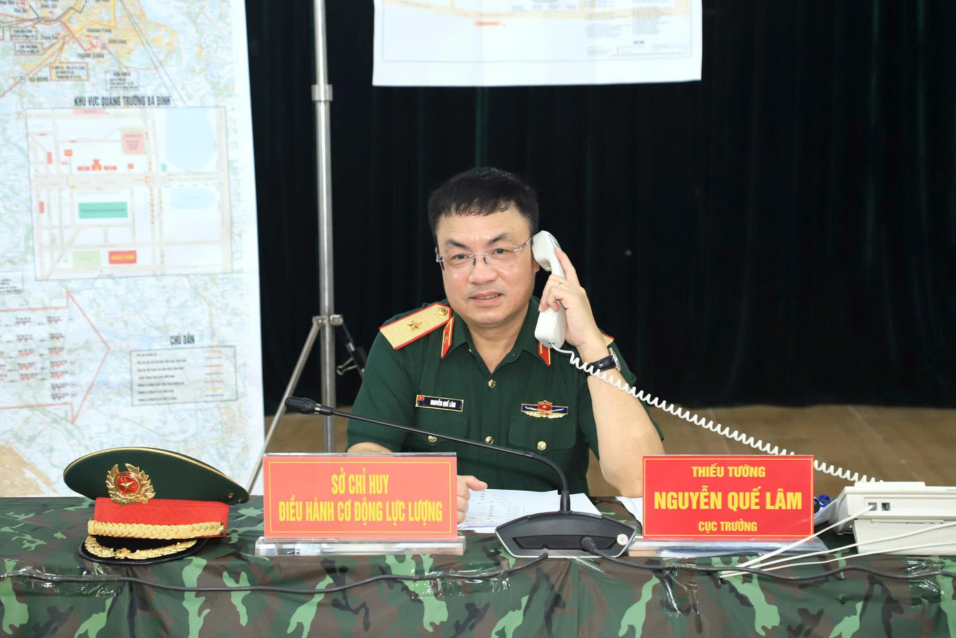 Thực hành cơ động lực lượng, xe pháo về Quảng trường Ba Đình - Ảnh 1.