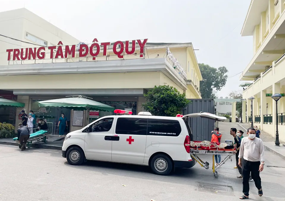 Dấu hiệu kiệt sức do nắng n&oacute;ng - Ảnh 2.