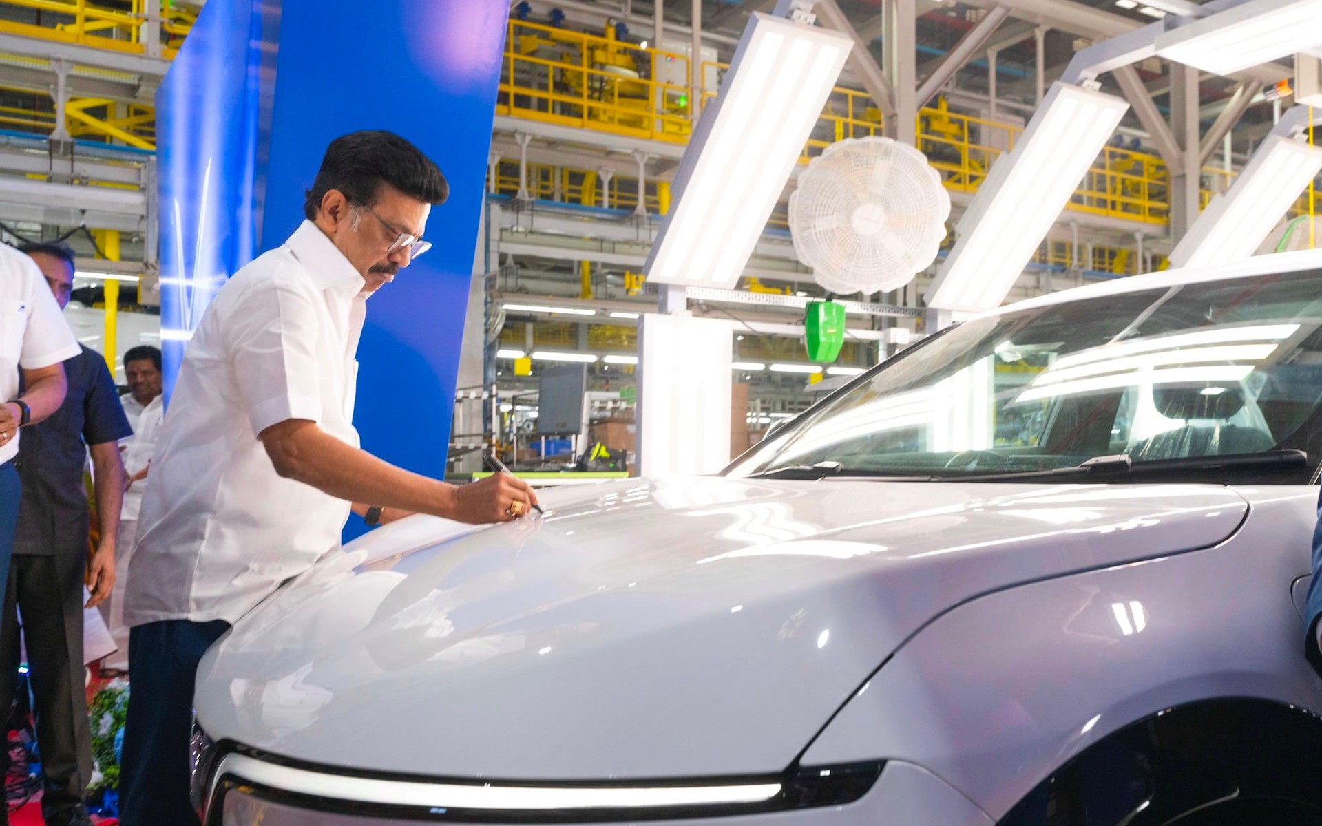 VinFast ra mắt nhà máy ở Ấn Độ và có ngay đơn hàng: Nước cờ triệu đô của tỷ phú Vượng đang đúng hướng