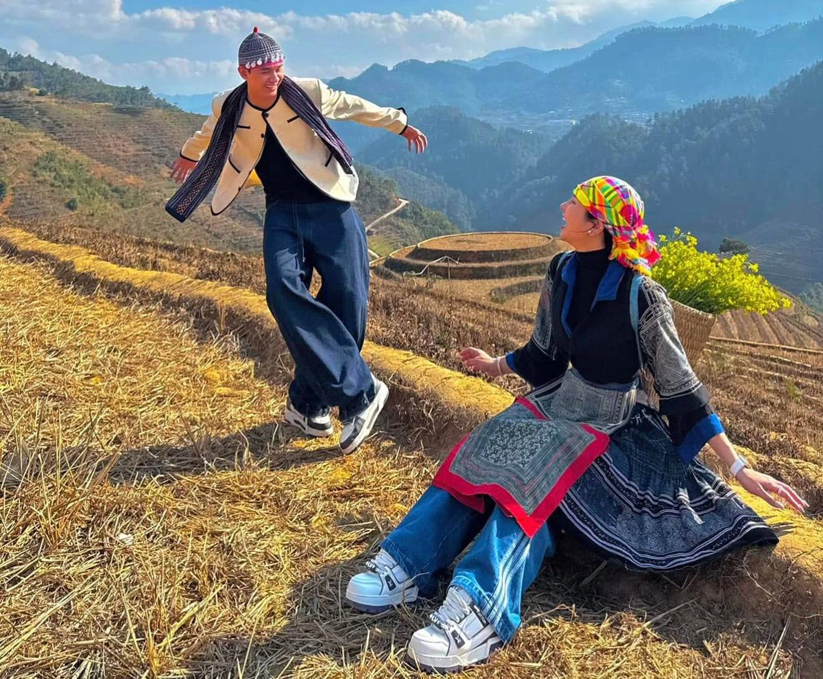 Nữ nghệ sĩ ở nhà 600m2, hôn nhân đầu đầy ồn ào, là mẹ 2 con, U40 viên mãn bên bạn trai kém 11 tuổi - Ảnh 4.