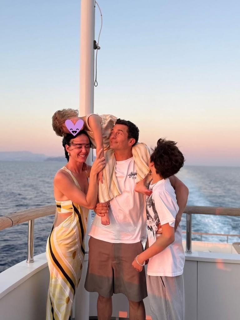 Orlando Bloom tung đòn trả đũa Katy Perry, bị khán giả mắng gay gắt "hèn hạ"- Ảnh 1.