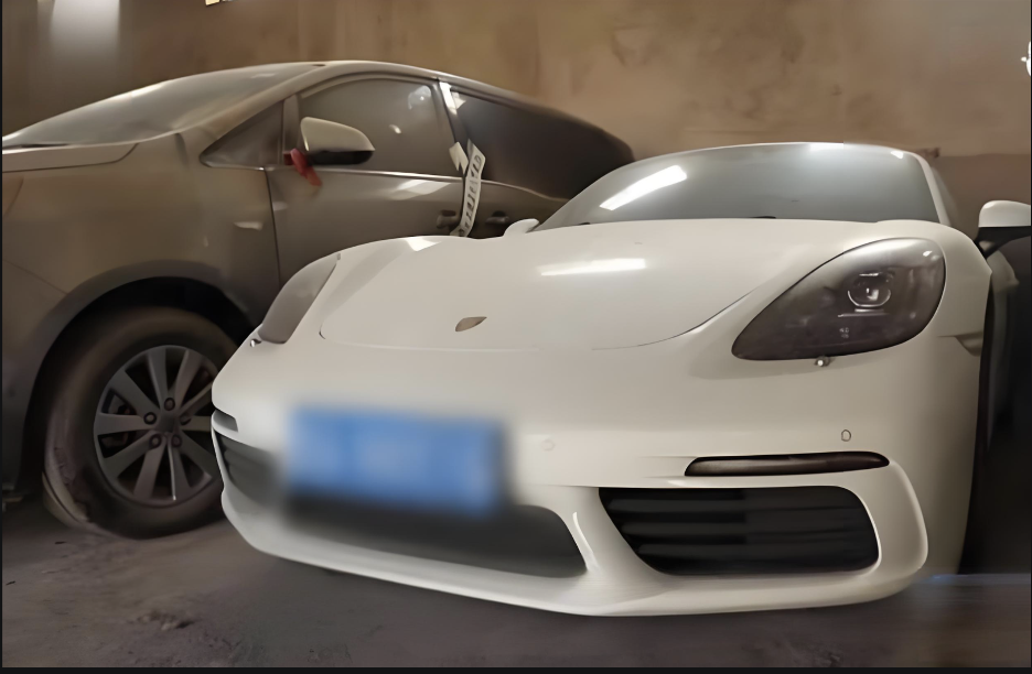 Người phụ nữ lừa đảo h&agrave;ng chục tỷ đồng để tặng qu&agrave; cho streamer - Ảnh 3.