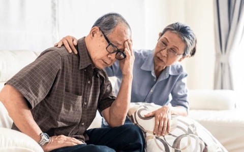 Sự thật cay đắng: Dựa vào con gái để dưỡng già còn khó hơn dựa vào con dâu vì 4 lý do không dễ vượt qua- Ảnh 1.