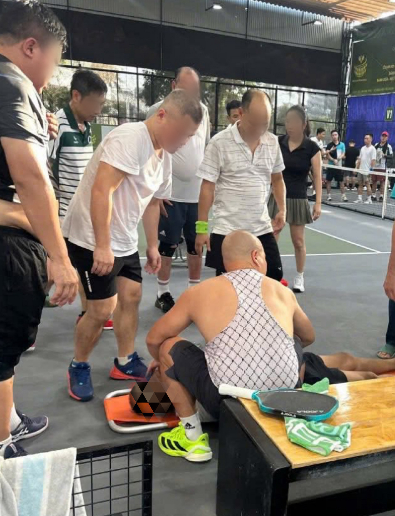 Cảnh báo chơi thể thao ngày nắng nóng: Chơi trong nhà cũng chưa hoàn toàn bảo đảm sức khỏe, cảnh báo khung giờ tuyệt đối nên tránh- Ảnh 1. Cảnh báo chơi thể thao ngày nắng nóng: Chơi trong nhà cũng chưa hoàn toàn bảo đảm sức khỏe, cảnh báo khung giờ tuyệt đối nên tránh- Ảnh 1.