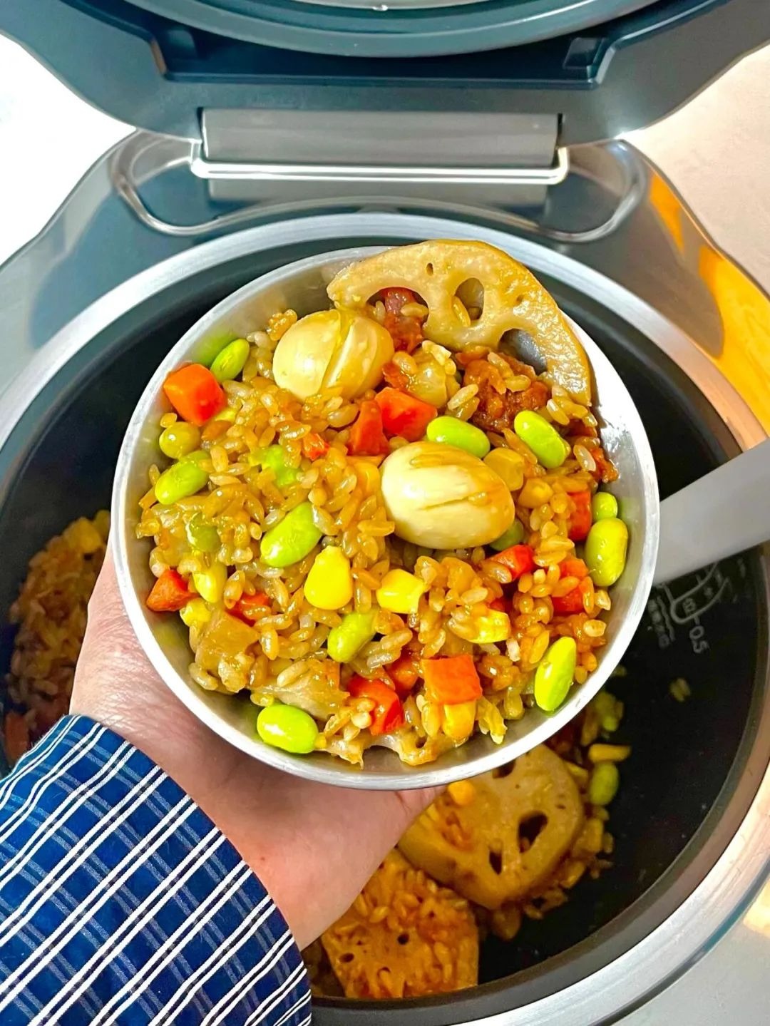 Nồi cơm điện c&oacute; 4 "b&iacute; mật" m&agrave; rất nhiều người d&ugrave;ng cả đời kh&ocirc;ng biết - Ảnh 4.