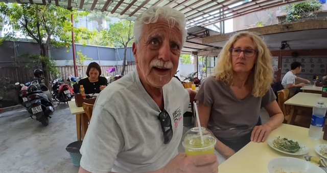 Khách Tây thích mê 1 đồ uống Việt Nam, thốt lên ‘ngon tuyệt, phải mang về Mỹ’- Ảnh 2.