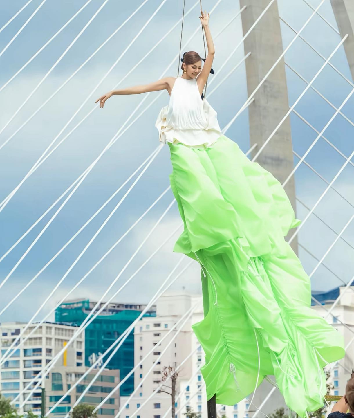 Thanh Hằng bị &ldquo;tấn c&ocirc;ng&rdquo; - Ảnh 1.