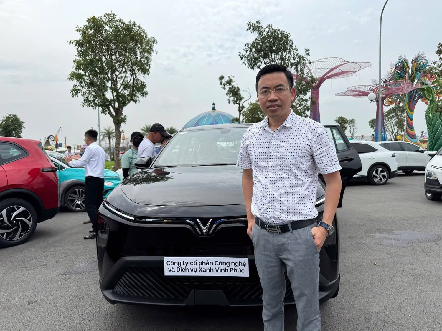 Đại gia Phú Thọ mua 10.000 xe điện VinFast Limo Green- Ảnh 1.