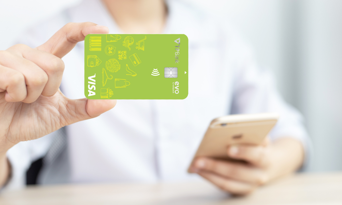 Cuộc Chiến Hoàn Tiền Thẻ Tín Dụng: Vib, Tpbank, Vpbank Hay Techcombank Đang Cuộc Chiến Hoàn Tiền Thẻ Tín Dụng: Vib, Tpbank, Vpbank Hay Techcombank Đang