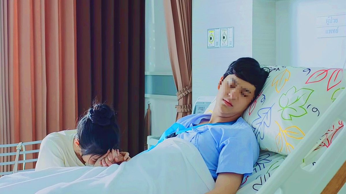 Ngày càng nhiều người trẻ "khốn đốn" vì ung thư ruột kết, bác sĩ Hoa Kỳ khuyên ăn 4 loại quả  - Ảnh 1.