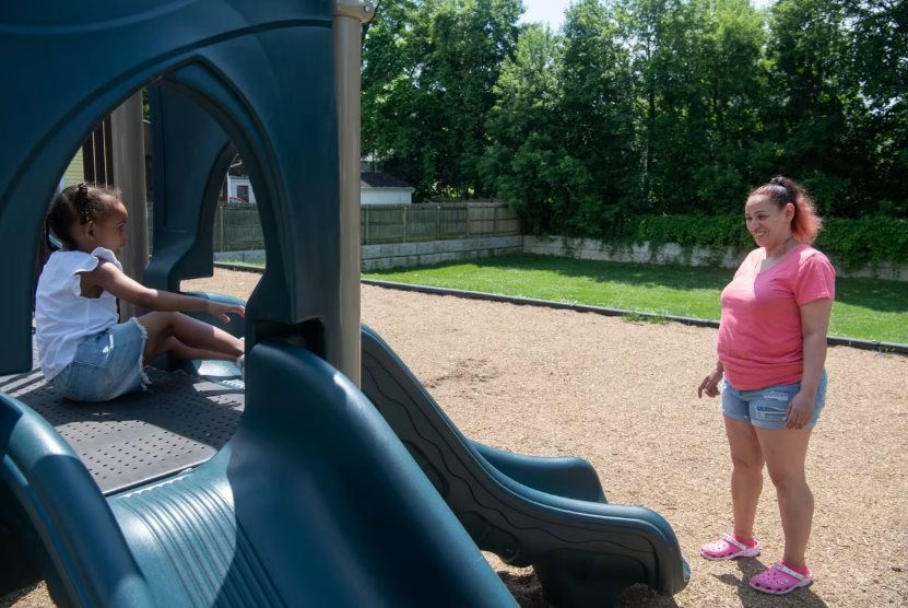 Nghịch lý: Nền kinh tế lớn nhất thế giới nhưng 35 triệu trẻ em sống trong gia đình khó khăn, luẩn quẩn giữa nợ nần, bữa ăn cũng phải đo đếm - Ảnh 4.