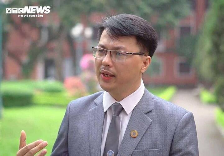 Bảo mẫu ném bé 14 tháng tuổi tử vong có thể bị truy tố tội giết người - Ảnh 1.