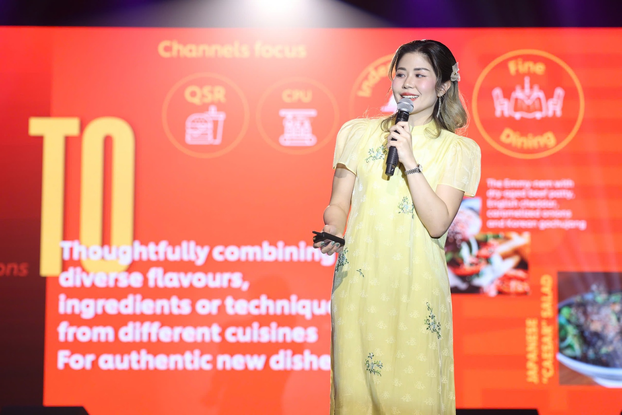 Từ Gỏi của biển khơi đến Cuốn nơi xứ Quảng: Khi món Việt bước ra thế giới bằng ngôn ngữ mới - Ảnh 2.
