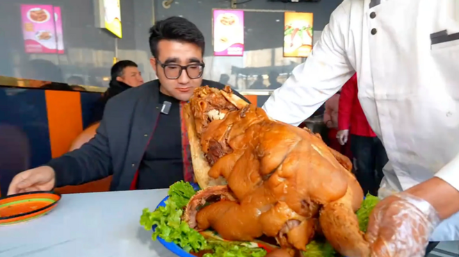 7 món ăn "rợn gáy" ở Trung Quốc: Món số 3 khiến dân mạng sốc hơn cả - Ảnh 2. 7 món ăn "rợn gáy" ở Trung Quốc: Món số 3 khiến dân mạng sốc hơn cả - Ảnh 2.