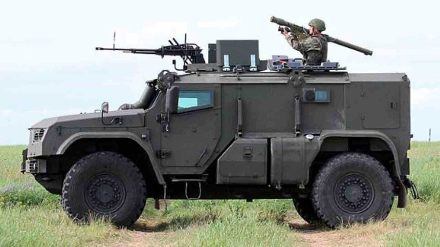 Sản xuất h&agrave;ng loạt Xe thiết gi&aacute;p ph&ograve;ng kh&ocirc;ng Typhoon - PVO bảo vệ lực lượng Nga - Ảnh 2.