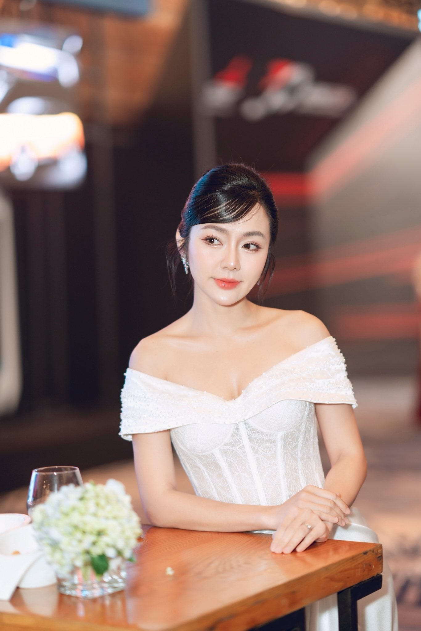 MC Thu Thủy đạt IELTS 8.5 vì muốn “nâng cấp” bản thân- Ảnh 3. MC Thu Thủy đạt IELTS 8.5 vì muốn “nâng cấp” bản thân- Ảnh 3.