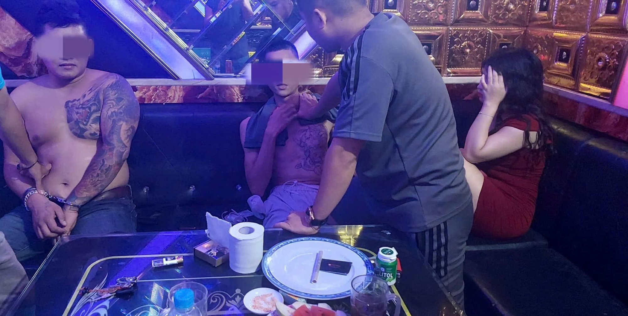 Bắt quả tang Nhóm thanh niên sử dụng ma túy tại phòng hát VIP 5 karaoke P . S - Ảnh 2.