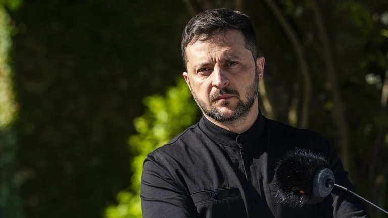 Tổng thống Nga Vladimir Putin n&oacute;i về khả năng gặp l&atilde;nh đạo Ukraine - Ảnh 4.