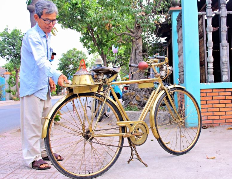 Chiếc xe đạp "độc lạ bậc nhất Việt Nam", trả 1,5 tỷ đồng chủ vẫn không bán - Ảnh 2.