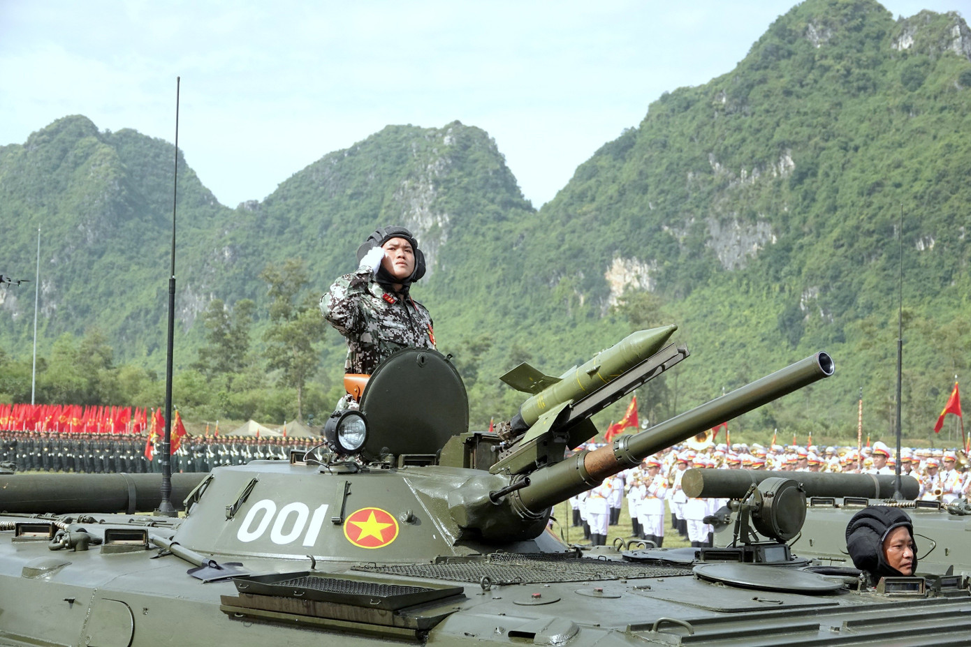 Vũ khí và khí tài quân sự do Việt Nam sản xuất và hiện đại hóa - Ảnh 18.