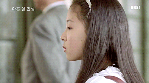 Hàn Quốc hiếm ai 12 tuổi đã ra dáng đại mỹ nhân như cô bé này, đẹp đến mức làm diễn viên để tránh bị bắt cóc - Ảnh 1.