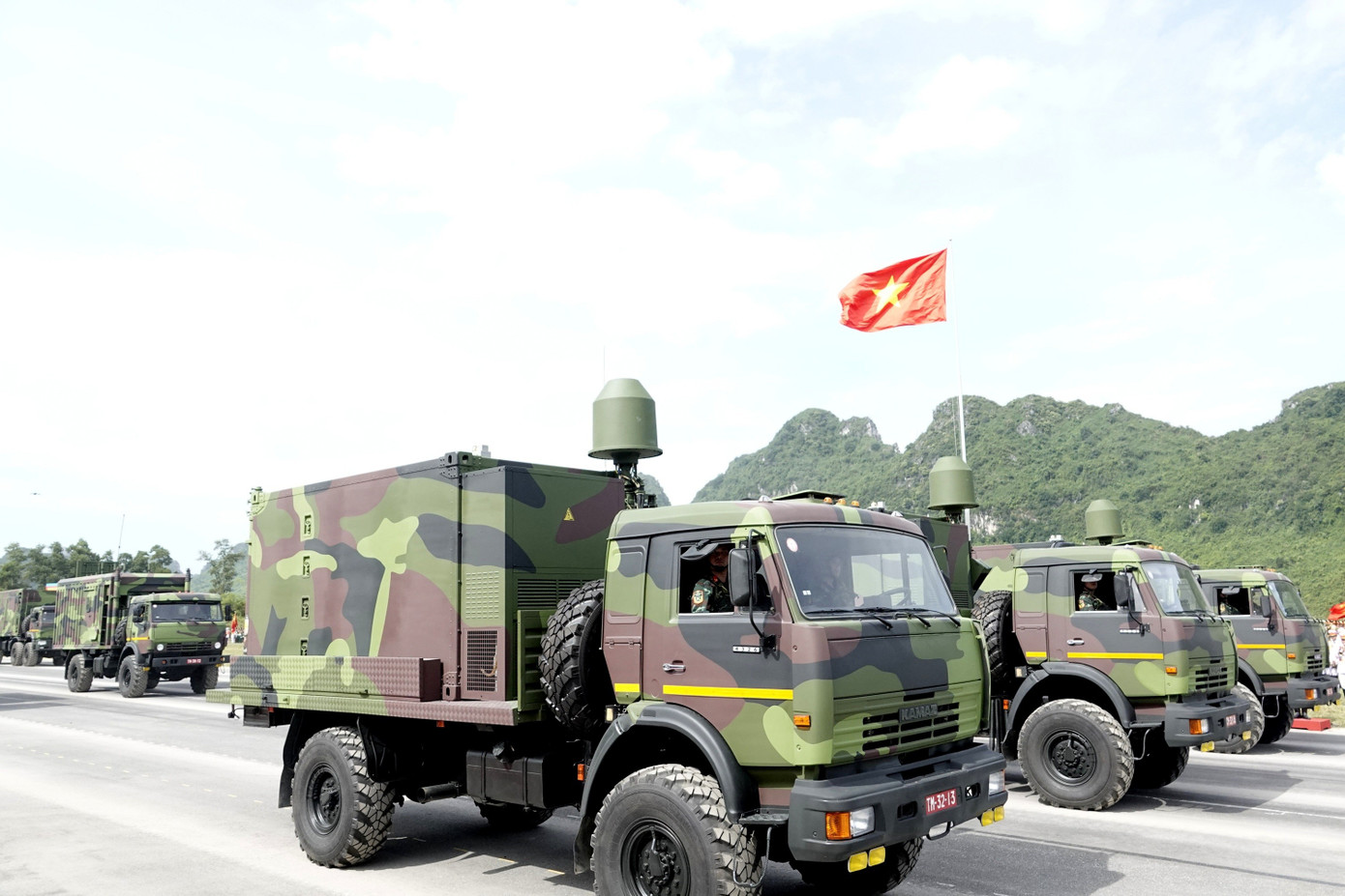 Vũ khí và khí tài quân sự do Việt Nam sản xuất và hiện đại hóa - Ảnh 21.