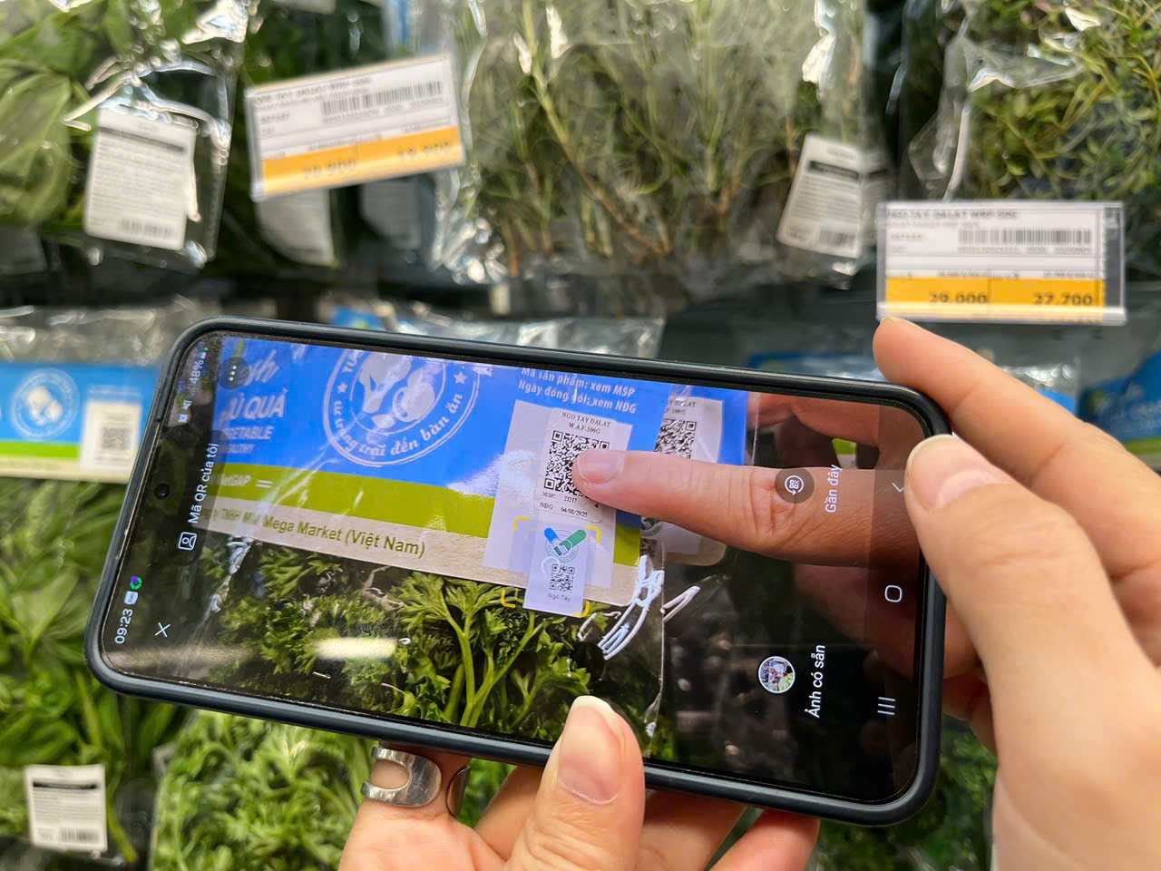 Gắn tick xanh tr&aacute;ch nhiệm l&ecirc;n sản phẩm thực phẩm: Người ti&ecirc;u d&ugrave;ng chọn sự minh bạch - Ảnh 4.