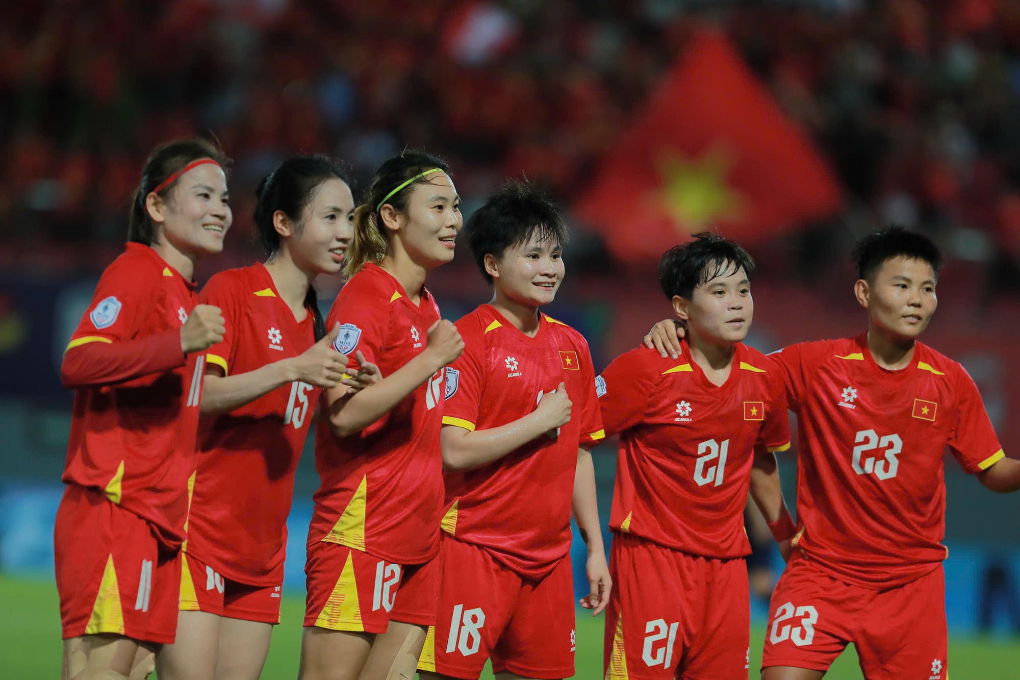 Tuyển nữ Việt Nam bỏ xa Thái Lan, Indonesia tụt liền 10 bậc trên BXH FIFA- Ảnh 1. Tuyển nữ Việt Nam bỏ xa Thái Lan, Indonesia tụt liền 10 bậc trên BXH FIFA- Ảnh 1.