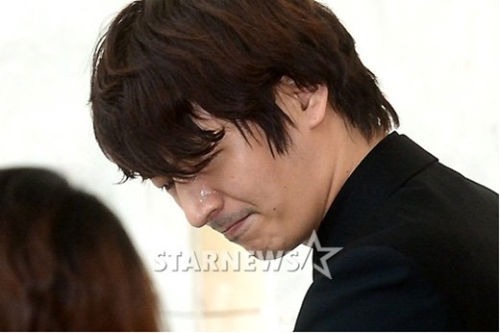 Lộ danh tính mỹ nam vừa chia tay Song Hye Kyo liền quay sang yêu đương đồng tính? - Ảnh 6.